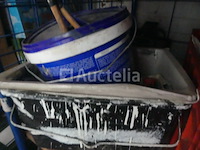 Trolley met zijn inhoud - afbeelding 10 van  11