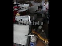 Trolley met zijn inhoud - afbeelding 1 van  11