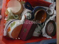 Trolley met zijn inhoud - afbeelding 9 van  11