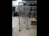 Trolley voor dienbladen op wielen - afbeelding 1 van  4