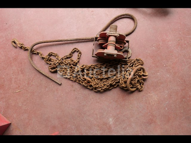 Trolley voor rolbrug takel en ketting - afbeelding 2 van  4