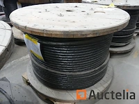 Trommel met 4 x 25 gepantserde kabel (523 m) - afbeelding 1 van  5