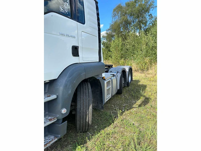 Truck met hydraulische unit - afbeelding 10 van  40