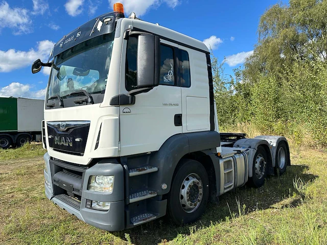 Truck met hydraulische unit - afbeelding 40 van  40