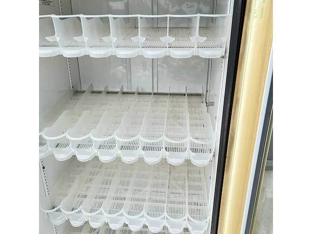True gdm-19t frisdranken koelvitrine - afbeelding 9 van  11