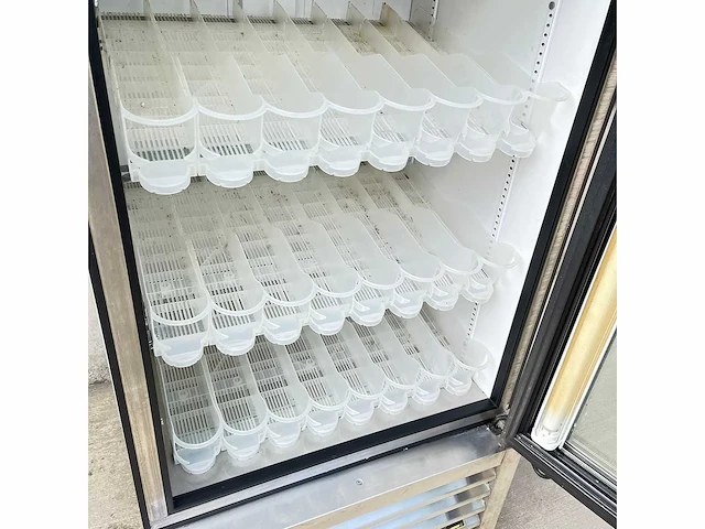 True gdm-19t frisdranken koelvitrine - afbeelding 10 van  11