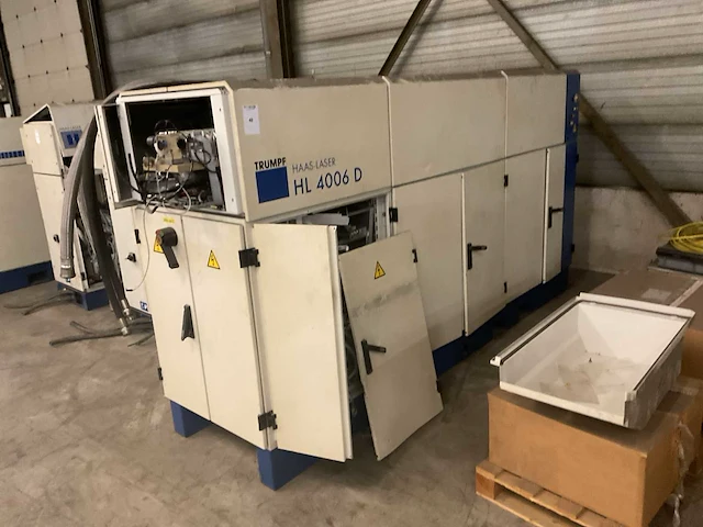 Trumpf hl 4006 d lasersnijmachine - afbeelding 1 van  10