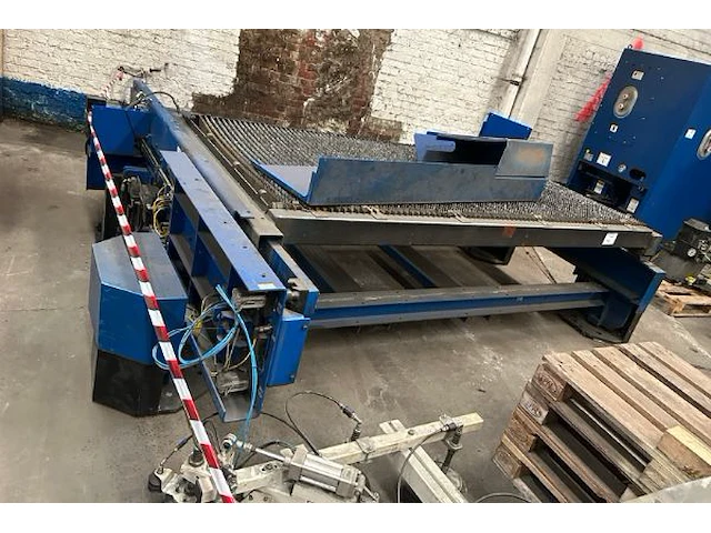 Trumpf trulaser 2525 laser snijmachine - afbeelding 52 van  64