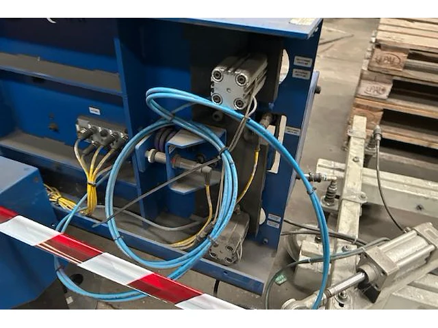 Trumpf trulaser 2525 laser snijmachine - afbeelding 53 van  64