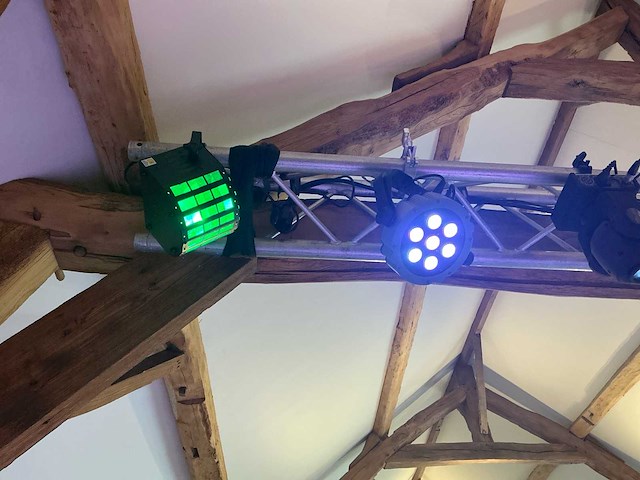 Trus brug met lichtinstallatie - afbeelding 6 van  8