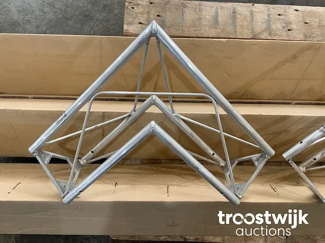 Truss - afbeelding 3 van  4