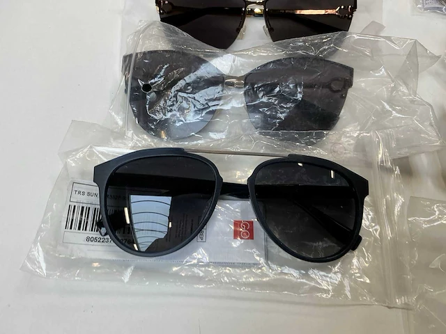 Trussardi zonnebril (10x) - afbeelding 5 van  12