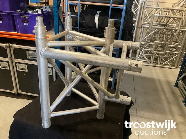 Trusshoekstuk t-stuk 4-benen - afbeelding 4 van  4