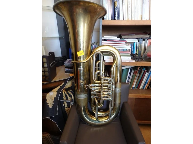 Tuba bxs markennenkirchen - afbeelding 1 van  4