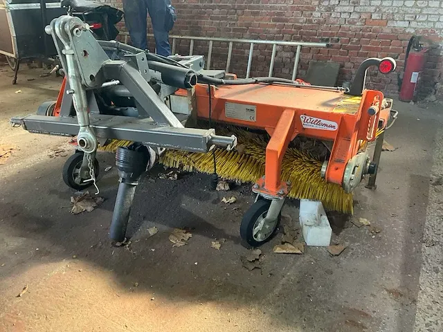 Tuchel kompakt 520-150 veegmachine - afbeelding 3 van  8