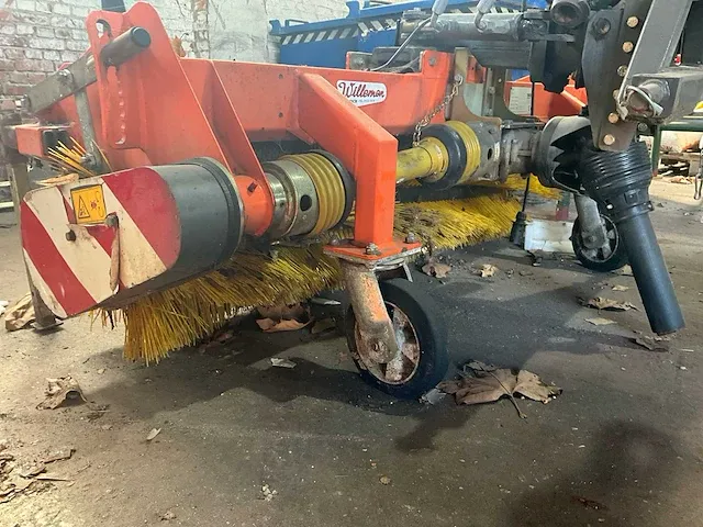 Tuchel kompakt 520-150 veegmachine - afbeelding 4 van  8