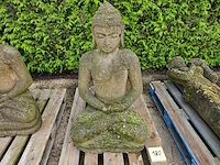 Tuinbeeld balinese buddha zittend lavasteen h100cm - afbeelding 2 van  4