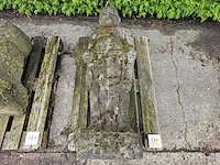 Tuinbeeld javaanse buddha staand donkergrijs h148cm - afbeelding 2 van  4