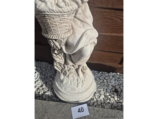 Tuinbeeld meisje 60cm - afbeelding 3 van  3