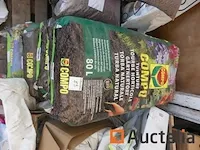 Tuinbouw turf, roze en universele meststof in,... zakken - afbeelding 6 van  8
