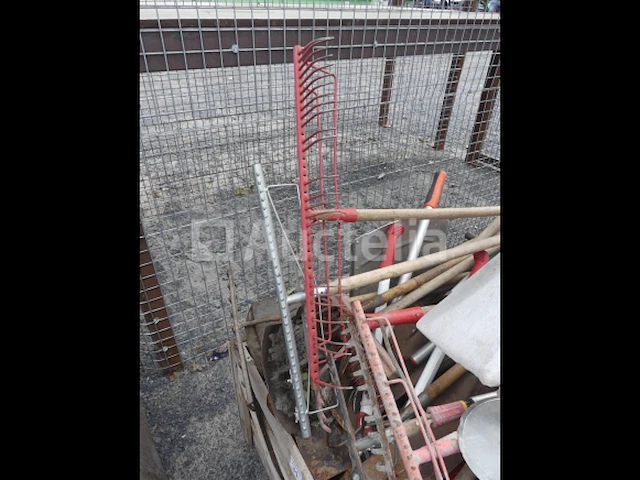 Tuingereedschap - afbeelding 1 van  12