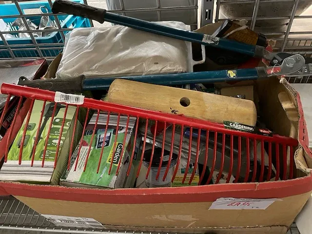 Tuingereedschap - afbeelding 1 van  3