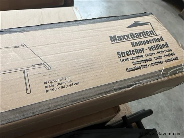 Tuinhaard, kampeerbed en tuinstoel - afbeelding 3 van  4