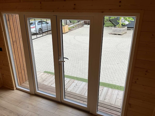 Tuinhuis-tuinkamer-poolhouse-kantoor-relax ruimte 300x400cm - afbeelding 9 van  25