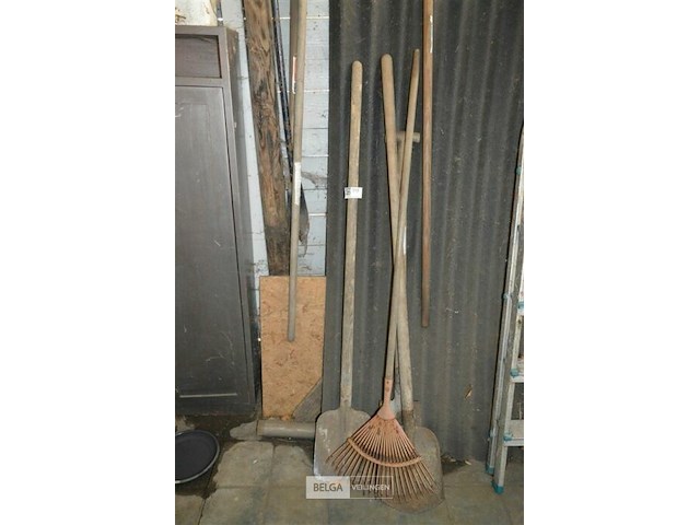 Tuinmaterialen - afbeelding 1 van  2
