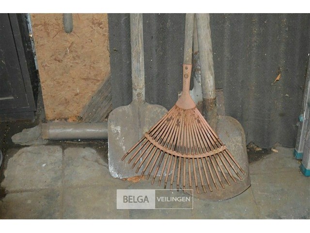 Tuinmaterialen - afbeelding 2 van  2