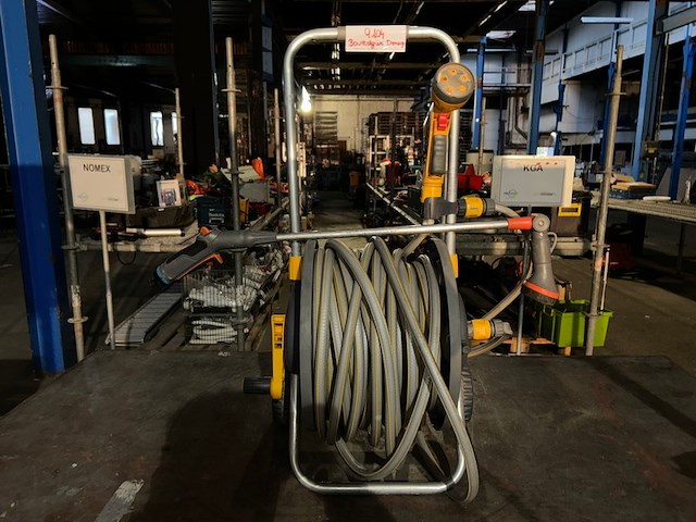 Tuinslang op haspel - afbeelding 1 van  4