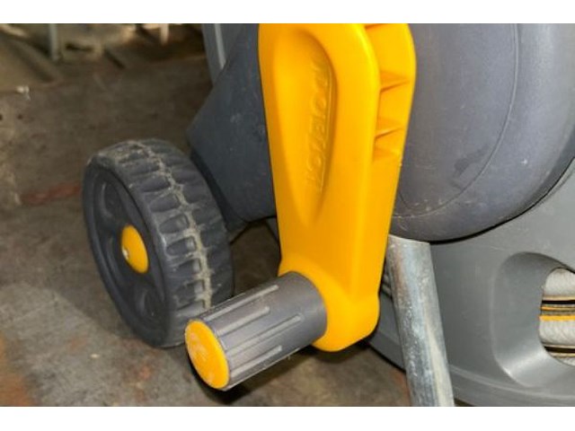 Tuinslang op haspel - afbeelding 3 van  4