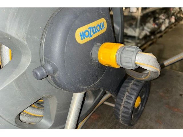 Tuinslang op haspel - afbeelding 4 van  4