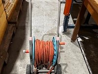 Tuinslang op mobiele haspel - afbeelding 1 van  7