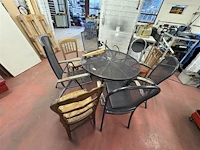 Tuintafel met diverse stoelen - afbeelding 2 van  5