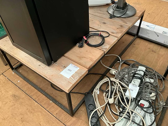 Tuintafel - afbeelding 1 van  2