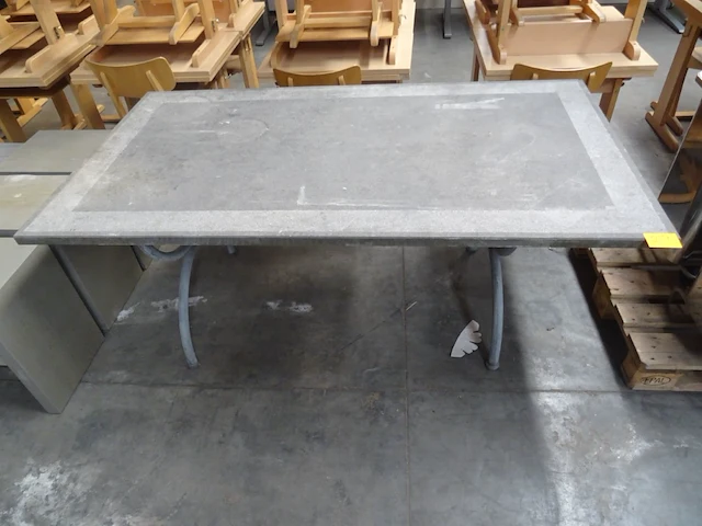 Tuintafel - afbeelding 1 van  4