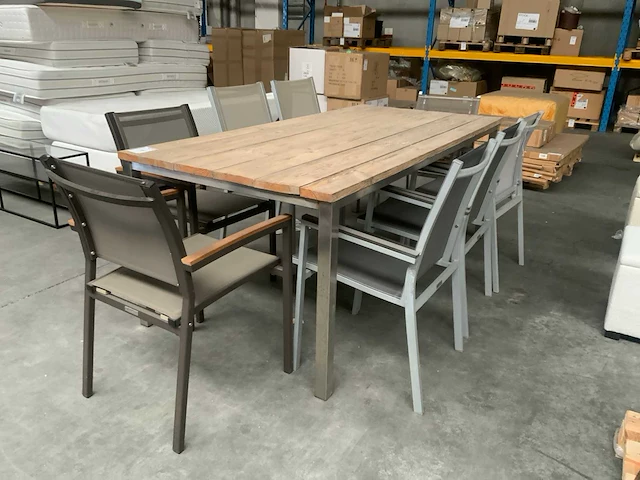 Tuintafel - afbeelding 1 van  8