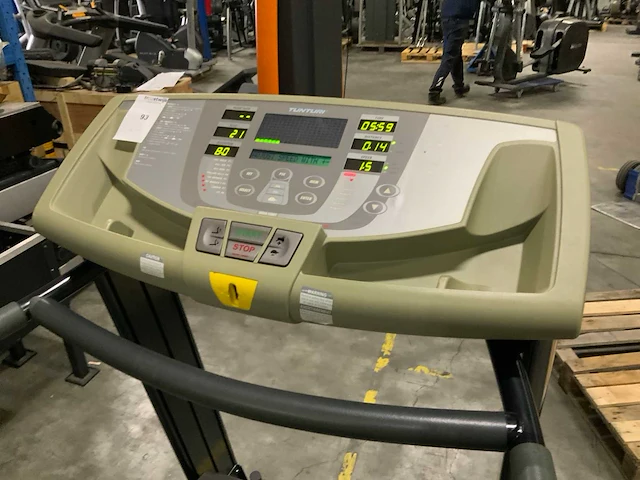 Tunturi opklapbare t85 treadmill loopband - afbeelding 3 van  6