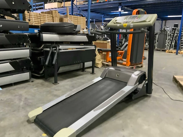 Tunturi opklapbare t85 treadmill loopband - afbeelding 4 van  6