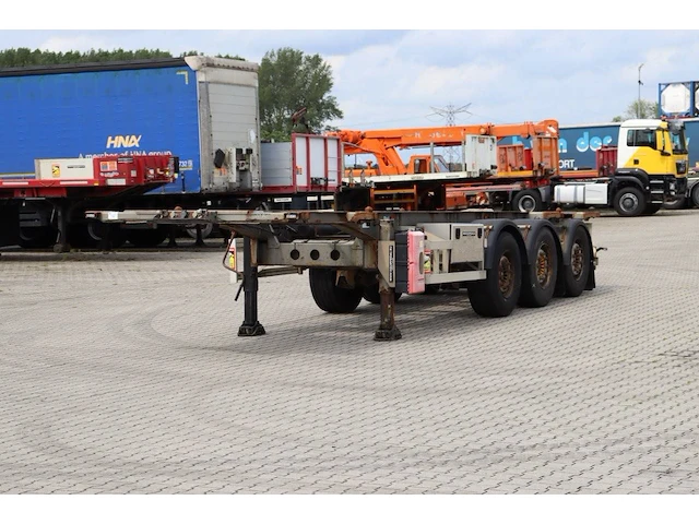 Turbo's hoet 20ft/30ft adr (fl at ox) empty weight: 3.720kg liftaxle saf disc - afbeelding 1 van  1