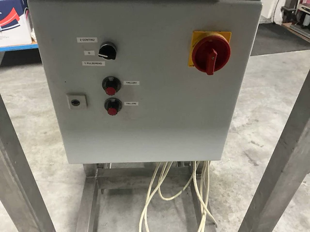 Tuxel strooier - afbeelding 8 van  10