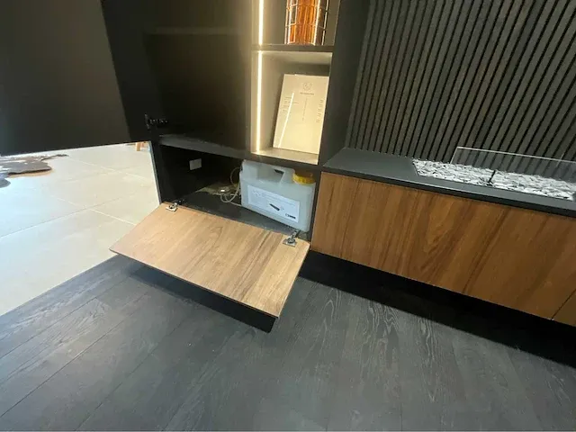 Tv- meubel - afbeelding 4 van  4