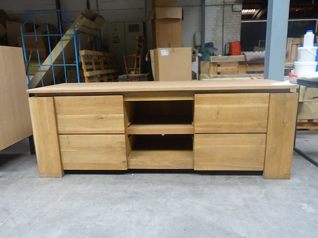 Tv kast eik massief - afbeelding 1 van  3