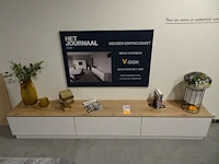 Tv kast op sokkel - afbeelding 1 van  4