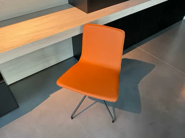 Tv meubel met werkruimte en kast - afbeelding 9 van  9