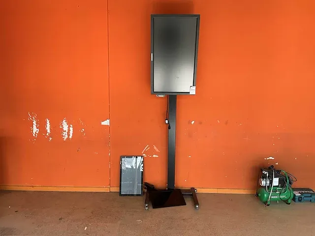 Tv monitor - afbeelding 1 van  5
