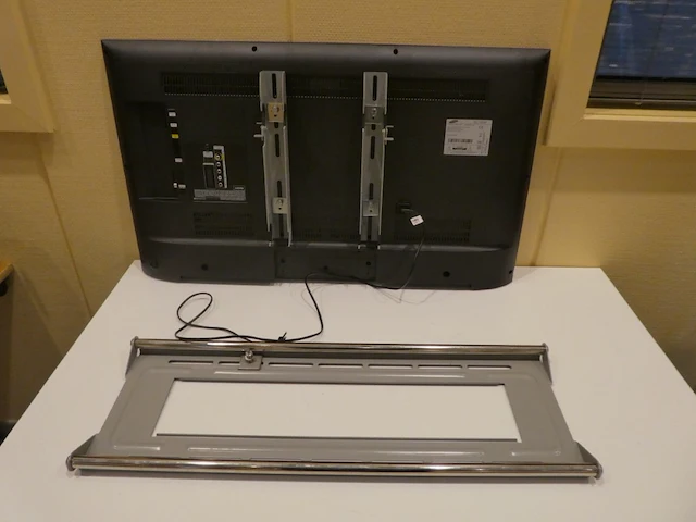 Tv samsung 40" - afbeelding 4 van  4