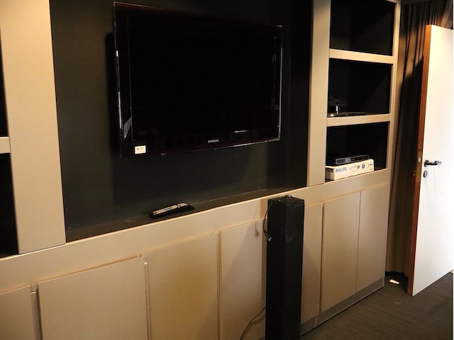 Tv samsung - afbeelding 1 van  4