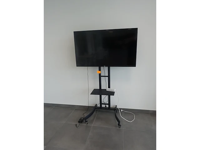 Tv scherm dell - afbeelding 1 van  3